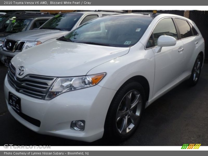 Blizzard White Pearl / Gray 2010 Toyota Venza V6 AWD