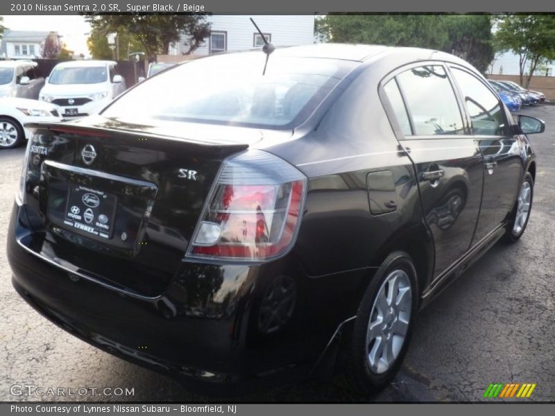 Super Black / Beige 2010 Nissan Sentra 2.0 SR
