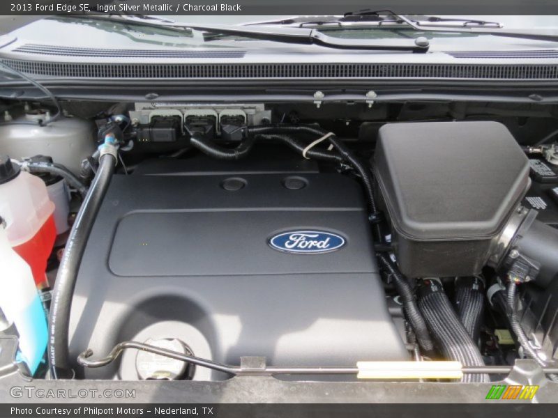 Ingot Silver Metallic / Charcoal Black 2013 Ford Edge SE