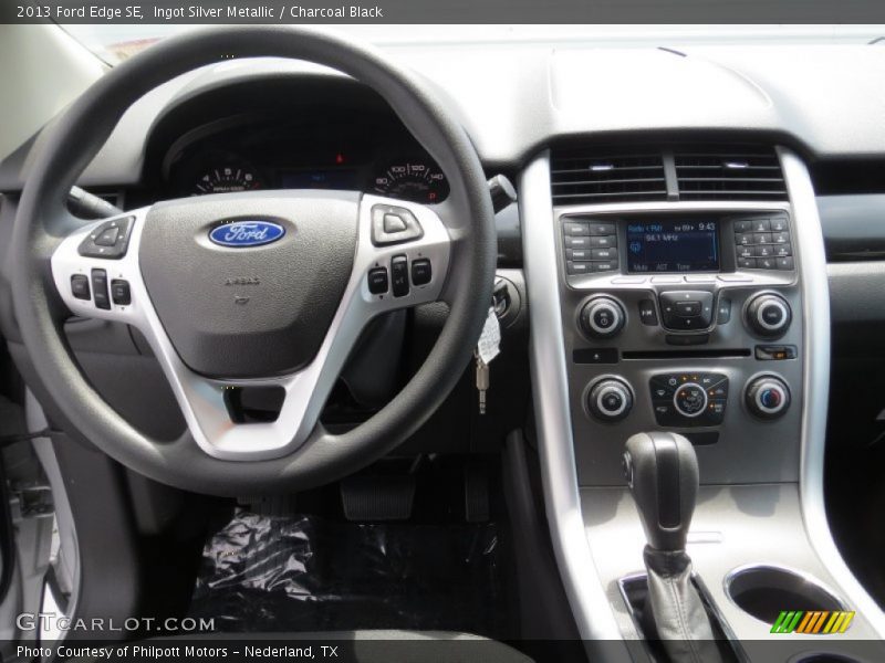 Ingot Silver Metallic / Charcoal Black 2013 Ford Edge SE