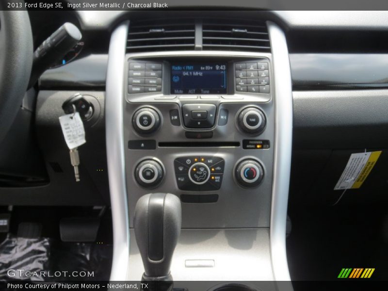 Ingot Silver Metallic / Charcoal Black 2013 Ford Edge SE