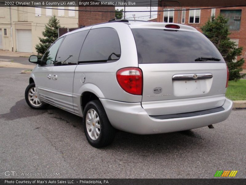  2002 Town & Country LXi AWD Bright Silver Metallic