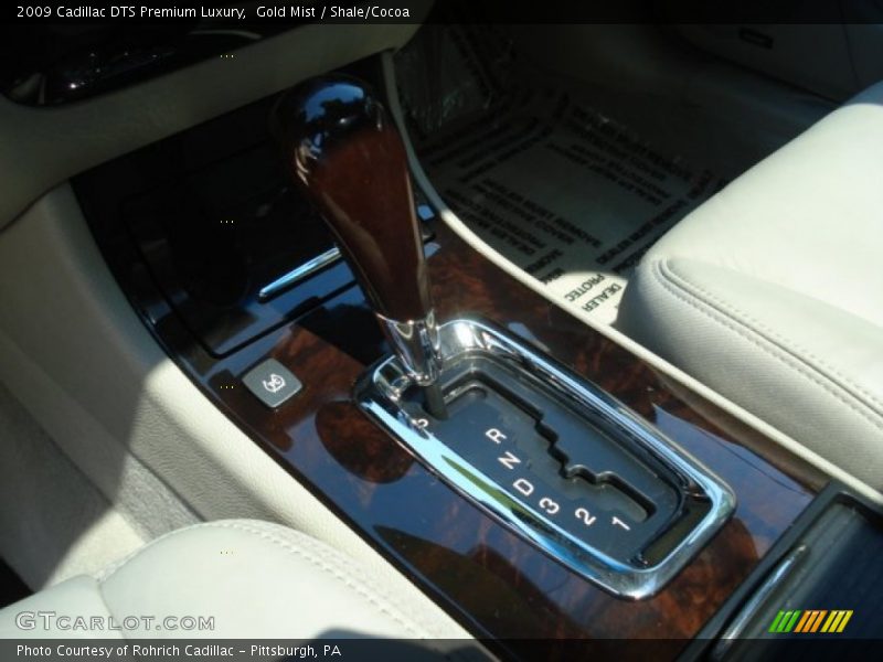 Gold Mist / Shale/Cocoa 2009 Cadillac DTS Premium Luxury