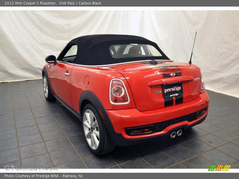 Chili Red / Carbon Black 2013 Mini Cooper S Roadster