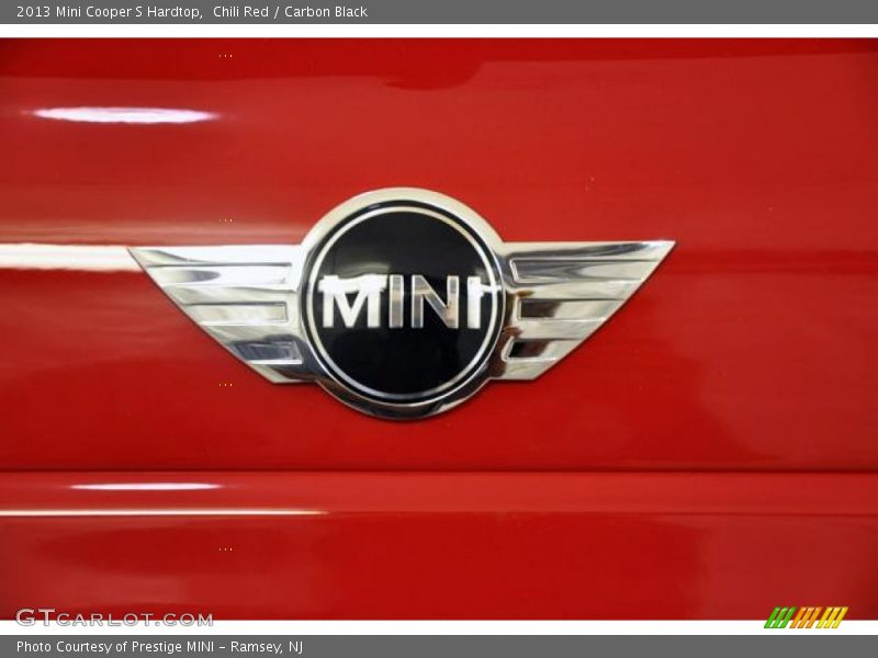 Chili Red / Carbon Black 2013 Mini Cooper S Hardtop