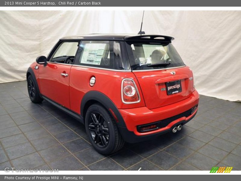 Chili Red / Carbon Black 2013 Mini Cooper S Hardtop