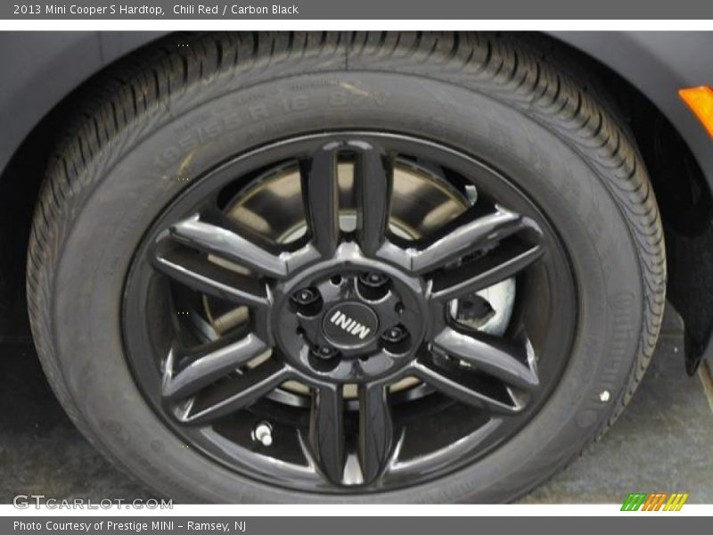 Chili Red / Carbon Black 2013 Mini Cooper S Hardtop