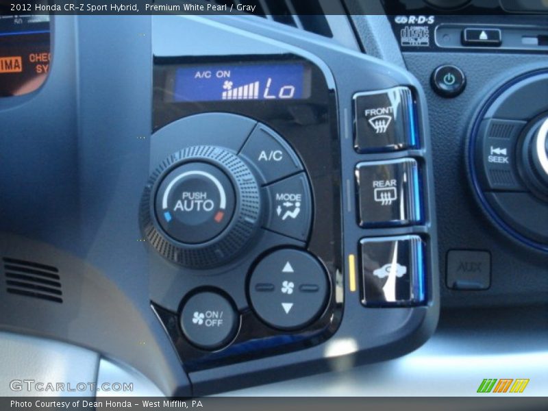 Controls of 2012 CR-Z Sport Hybrid
