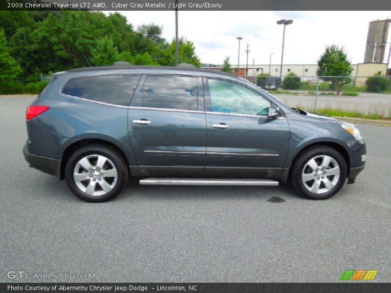 Cyber Gray Metallic / Light Gray/Ebony 2009 Chevrolet Traverse LTZ AWD