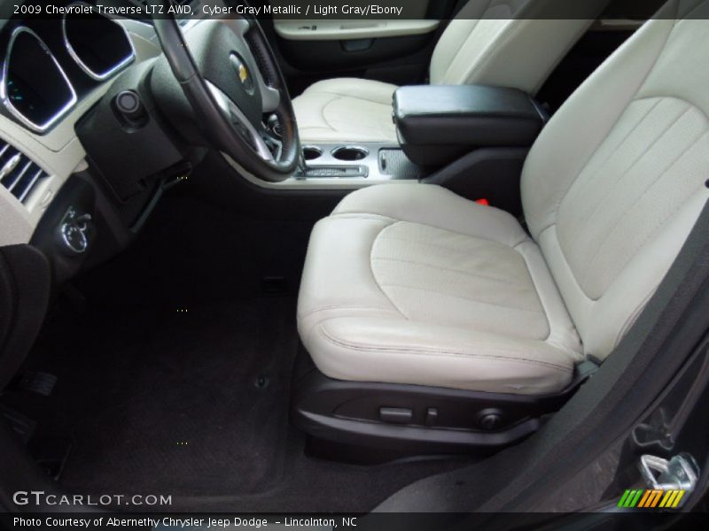 Cyber Gray Metallic / Light Gray/Ebony 2009 Chevrolet Traverse LTZ AWD