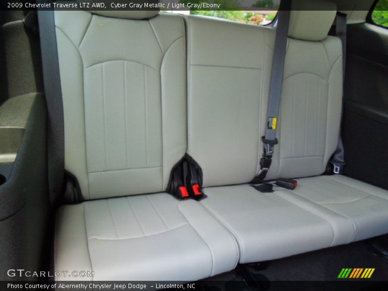 Cyber Gray Metallic / Light Gray/Ebony 2009 Chevrolet Traverse LTZ AWD