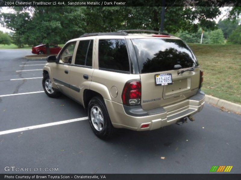 Sandstone Metallic / Dark Pewter 2004 Chevrolet TrailBlazer LS 4x4