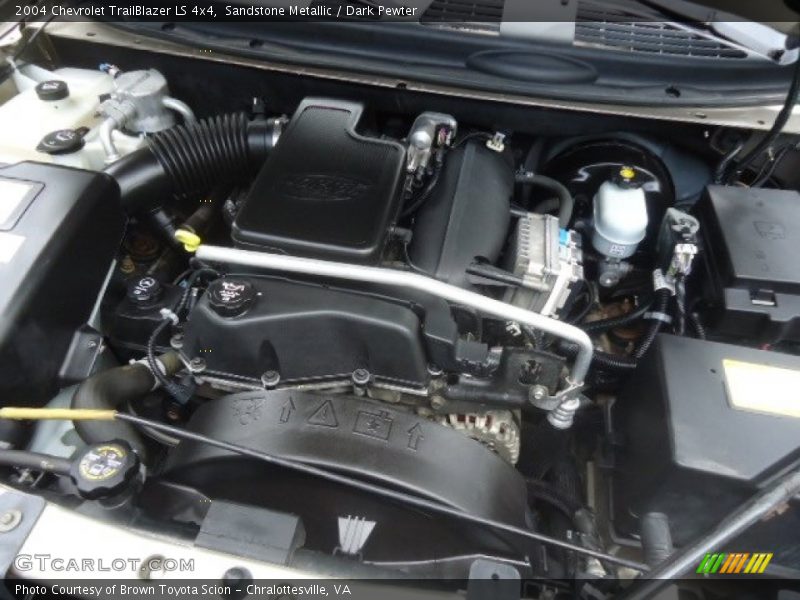 Sandstone Metallic / Dark Pewter 2004 Chevrolet TrailBlazer LS 4x4
