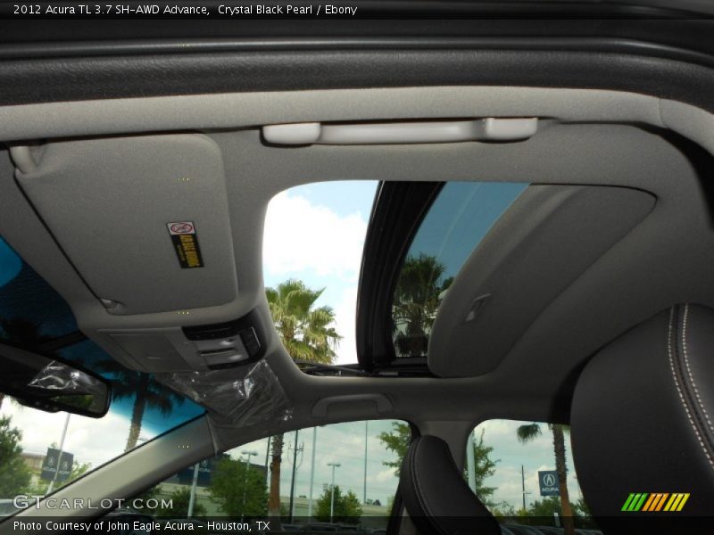 Sunroof of 2012 TL 3.7 SH-AWD Advance