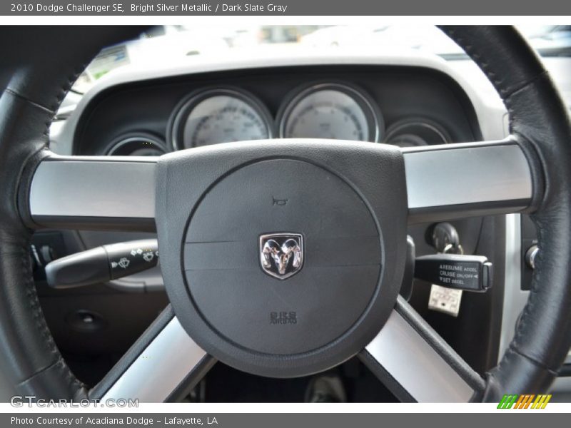 Bright Silver Metallic / Dark Slate Gray 2010 Dodge Challenger SE