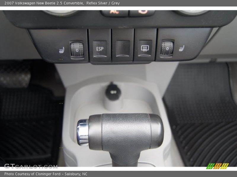 Reflex Silver / Grey 2007 Volkswagen New Beetle 2.5 Convertible