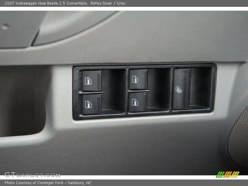 Reflex Silver / Grey 2007 Volkswagen New Beetle 2.5 Convertible