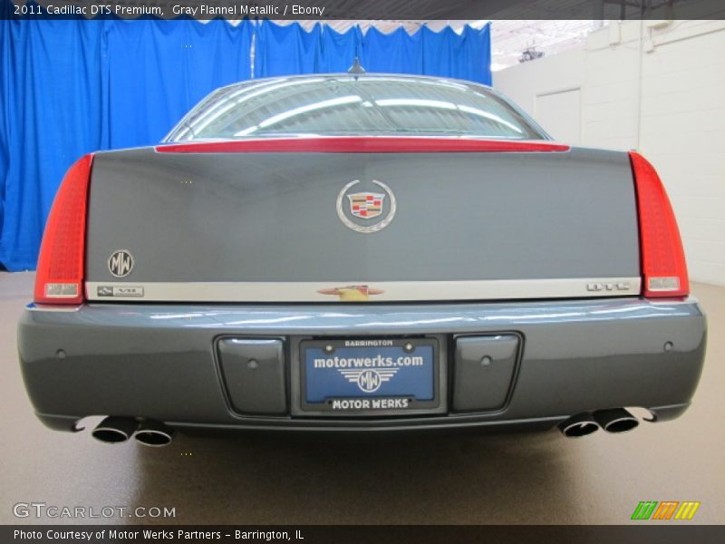 Gray Flannel Metallic / Ebony 2011 Cadillac DTS Premium