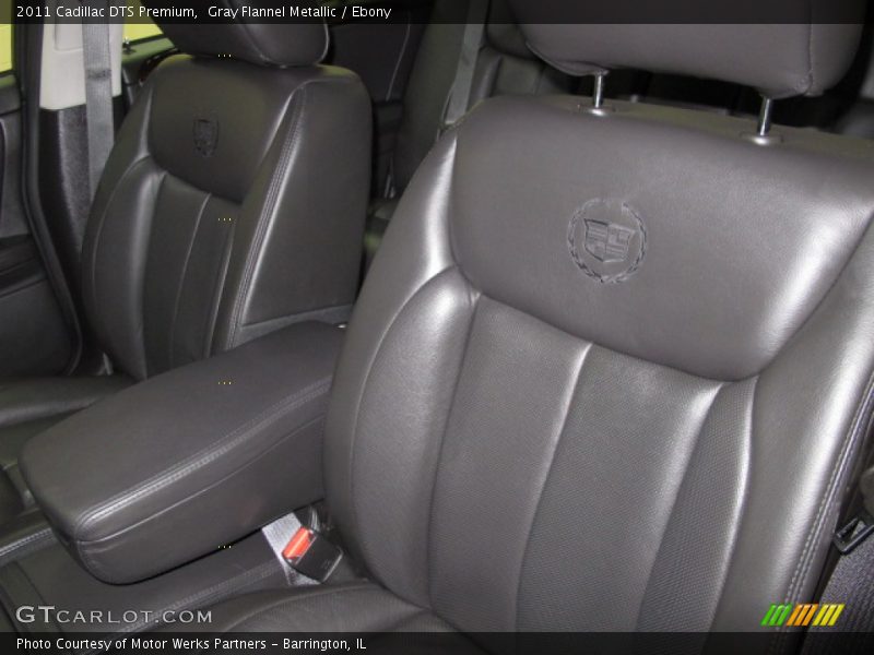 Gray Flannel Metallic / Ebony 2011 Cadillac DTS Premium