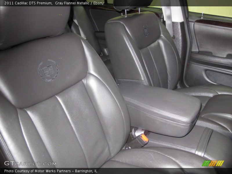 Gray Flannel Metallic / Ebony 2011 Cadillac DTS Premium