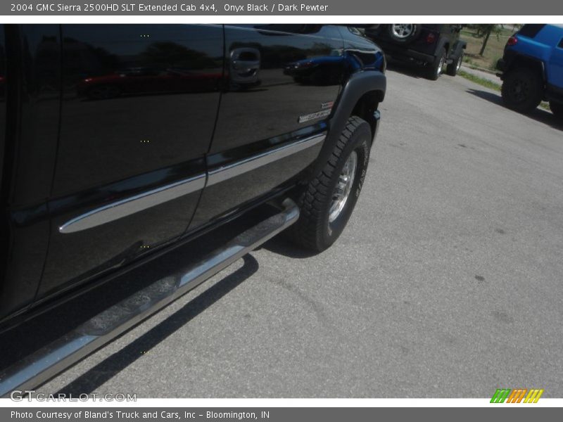 Onyx Black / Dark Pewter 2004 GMC Sierra 2500HD SLT Extended Cab 4x4