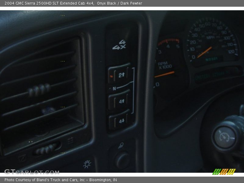 Onyx Black / Dark Pewter 2004 GMC Sierra 2500HD SLT Extended Cab 4x4