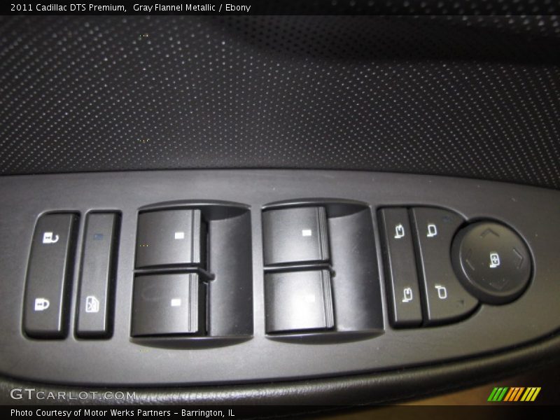 Gray Flannel Metallic / Ebony 2011 Cadillac DTS Premium