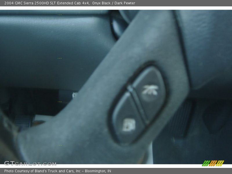 Onyx Black / Dark Pewter 2004 GMC Sierra 2500HD SLT Extended Cab 4x4