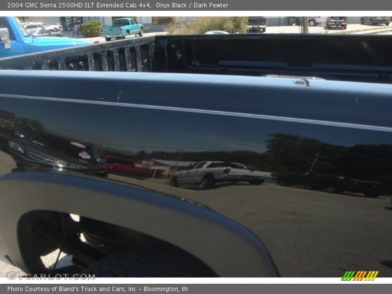 Onyx Black / Dark Pewter 2004 GMC Sierra 2500HD SLT Extended Cab 4x4