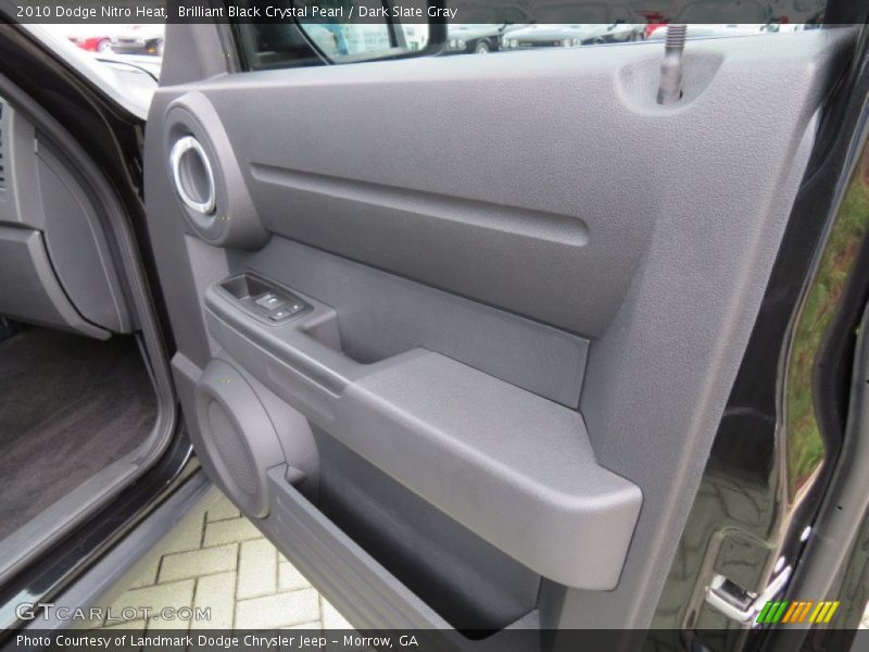 Brilliant Black Crystal Pearl / Dark Slate Gray 2010 Dodge Nitro Heat