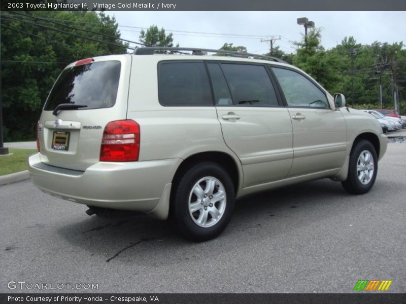 Vintage Gold Metallic / Ivory 2003 Toyota Highlander I4
