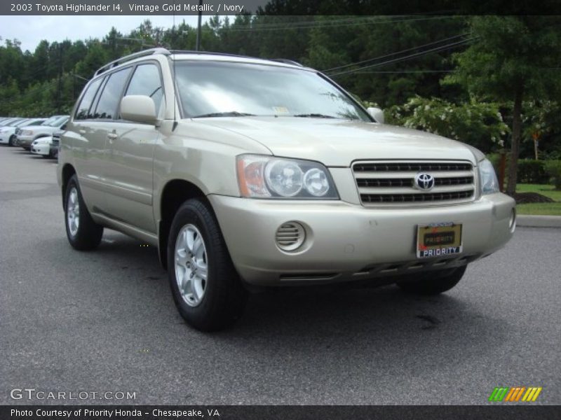 Vintage Gold Metallic / Ivory 2003 Toyota Highlander I4