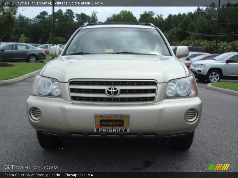 Vintage Gold Metallic / Ivory 2003 Toyota Highlander I4