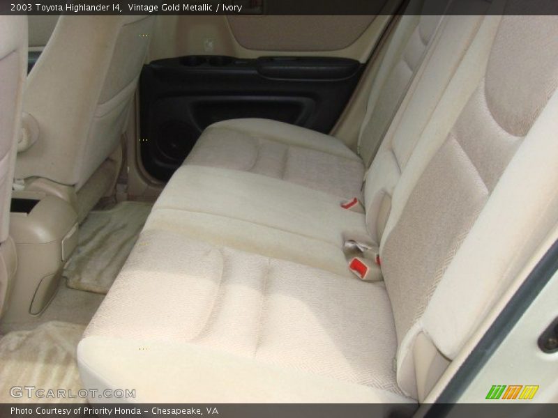Vintage Gold Metallic / Ivory 2003 Toyota Highlander I4