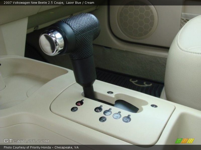 Laser Blue / Cream 2007 Volkswagen New Beetle 2.5 Coupe