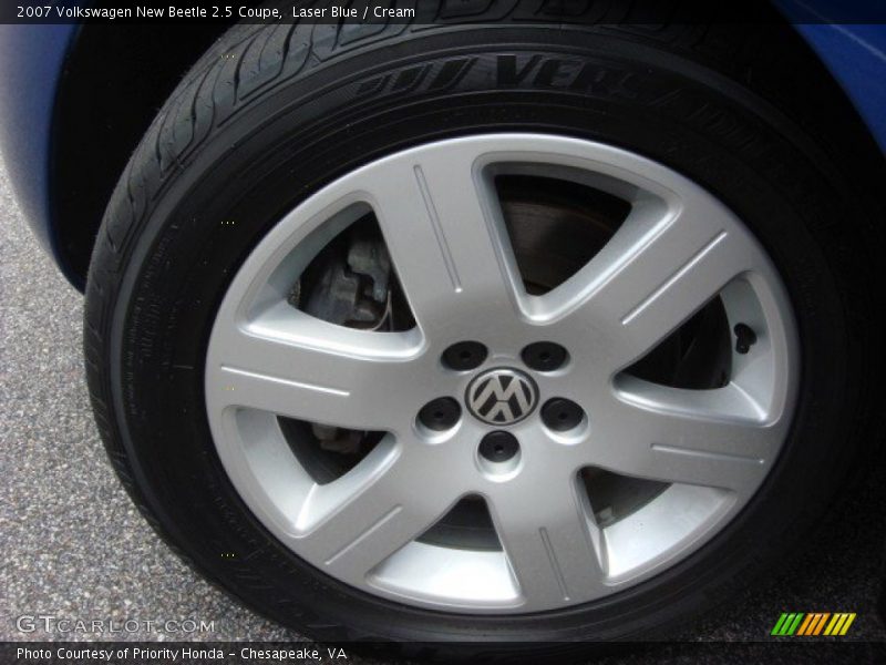 Laser Blue / Cream 2007 Volkswagen New Beetle 2.5 Coupe