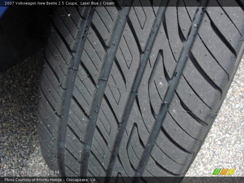 Laser Blue / Cream 2007 Volkswagen New Beetle 2.5 Coupe