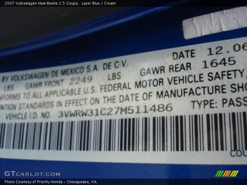 Laser Blue / Cream 2007 Volkswagen New Beetle 2.5 Coupe