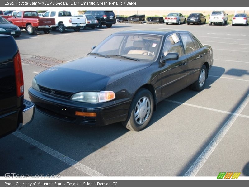 Dark Emerald Green Metallic / Beige 1995 Toyota Camry XLE V6 Sedan