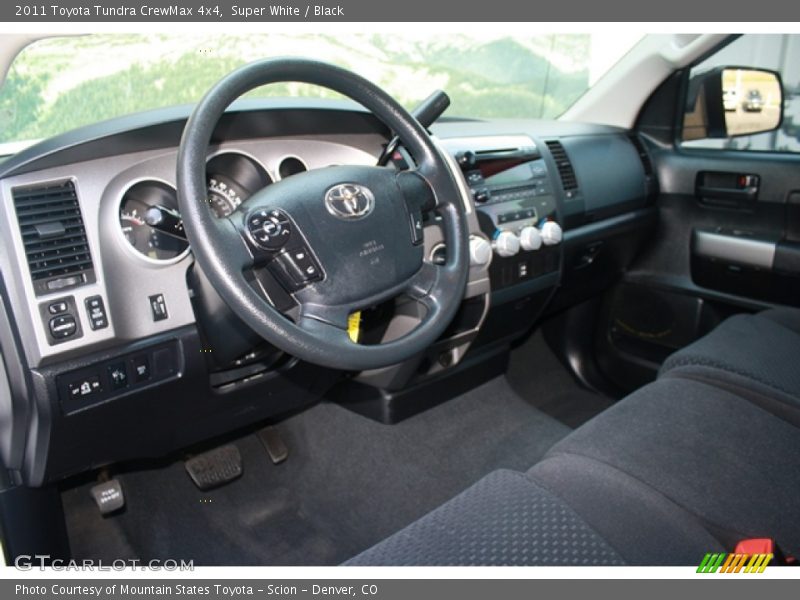 Super White / Black 2011 Toyota Tundra CrewMax 4x4