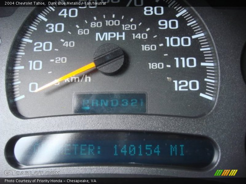 Dark Blue Metallic / Tan/Neutral 2004 Chevrolet Tahoe