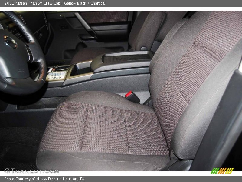Galaxy Black / Charcoal 2011 Nissan Titan SV Crew Cab