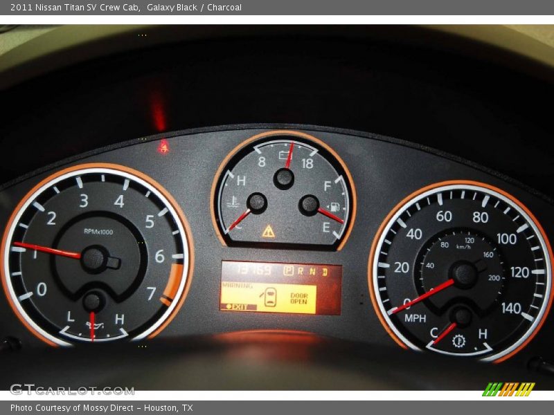 Galaxy Black / Charcoal 2011 Nissan Titan SV Crew Cab