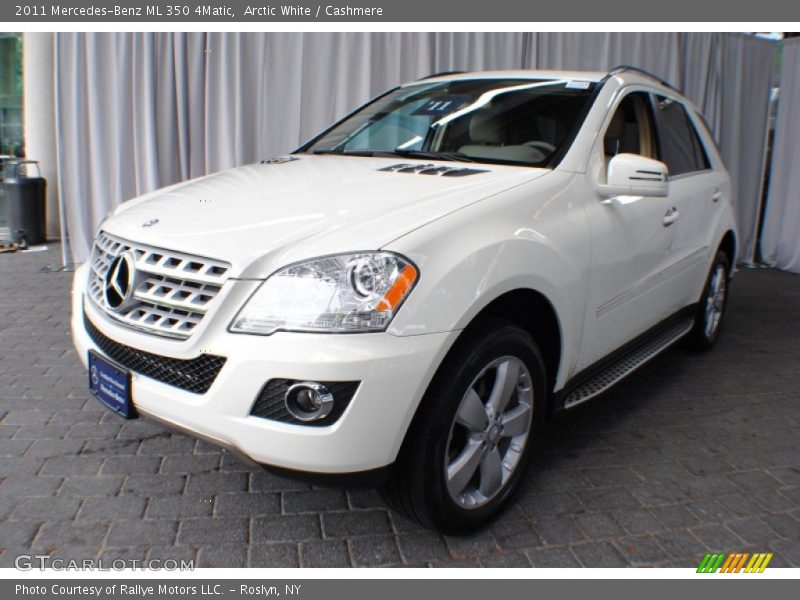 Arctic White / Cashmere 2011 Mercedes-Benz ML 350 4Matic
