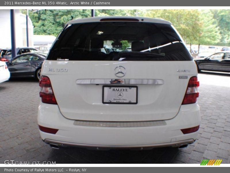 Arctic White / Cashmere 2011 Mercedes-Benz ML 350 4Matic