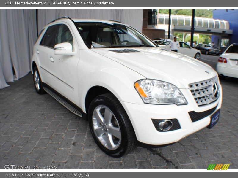 Arctic White / Cashmere 2011 Mercedes-Benz ML 350 4Matic