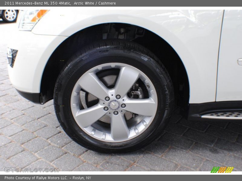 Arctic White / Cashmere 2011 Mercedes-Benz ML 350 4Matic