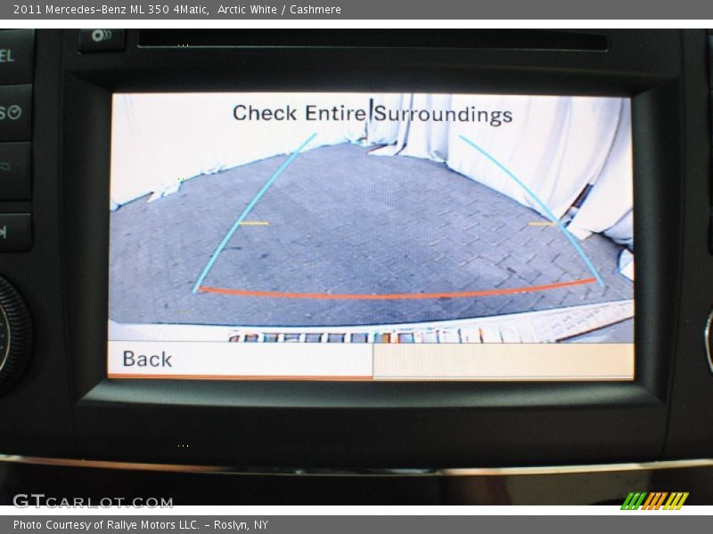 Arctic White / Cashmere 2011 Mercedes-Benz ML 350 4Matic