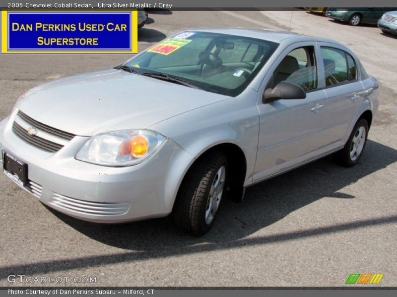 Ultra Silver Metallic / Gray 2005 Chevrolet Cobalt Sedan