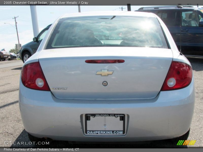 Ultra Silver Metallic / Gray 2005 Chevrolet Cobalt Sedan